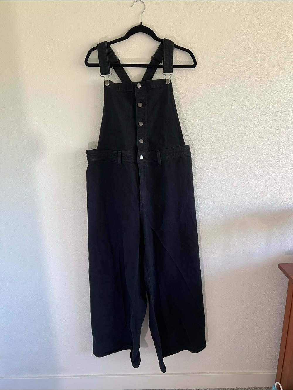 Universal Thread Black Wide-Leg Denim Overalls